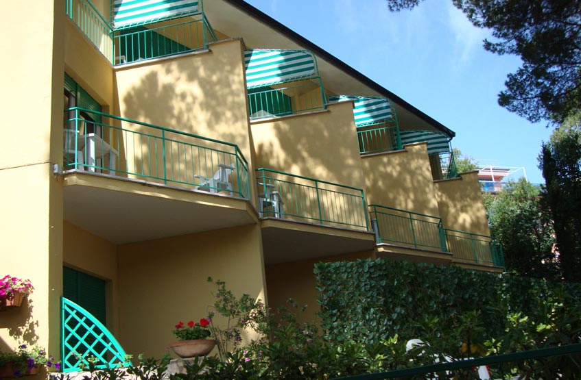 Camere con balcone